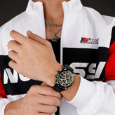 ساعت مچی عقربهای کوارتز مردانه نیوی فورس مدل بندفلزی سه موتور کد NF 8071 BGB 186